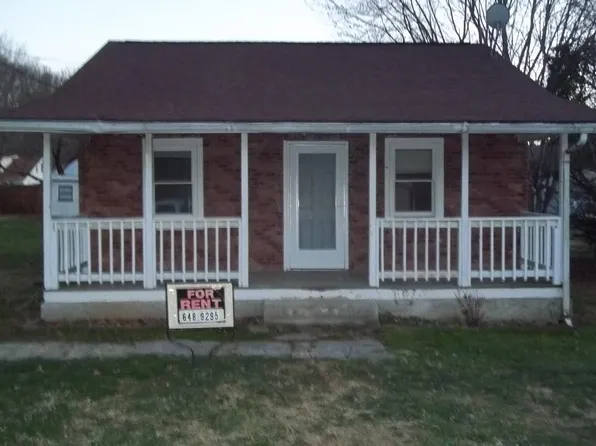 70 Kentucky Ave, Waynesville, NC 28786