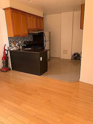 3rd image of 54 Mulberry St #24