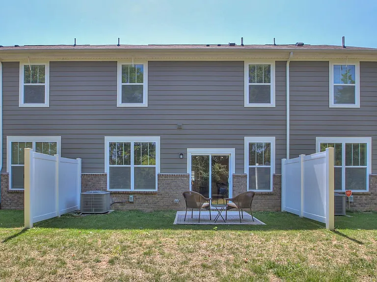 4218 Aragorn Way — Photo 13