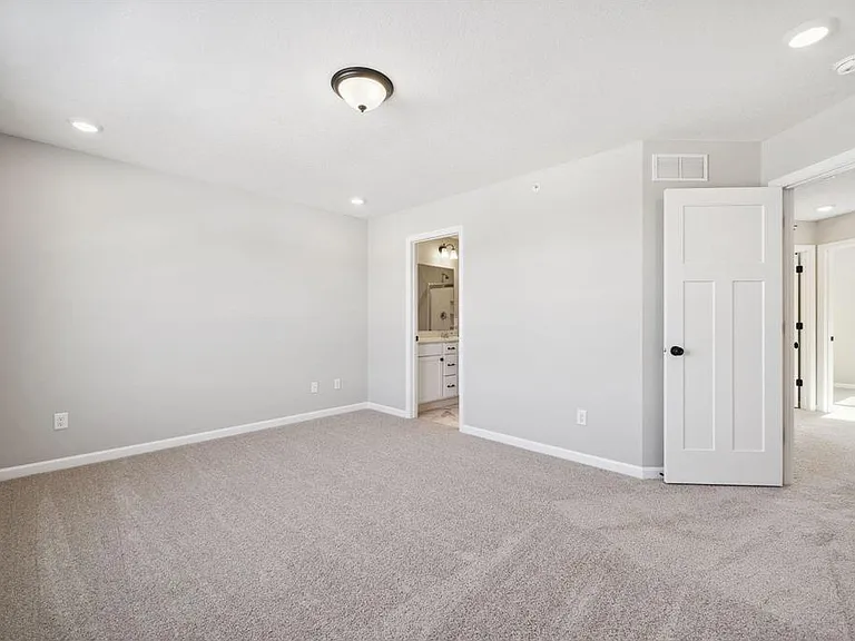 6770 Wildflower Way — Photo 21