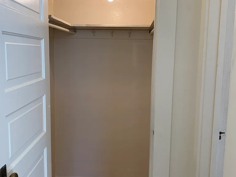 112 N 2nd St #4 — Photo 10