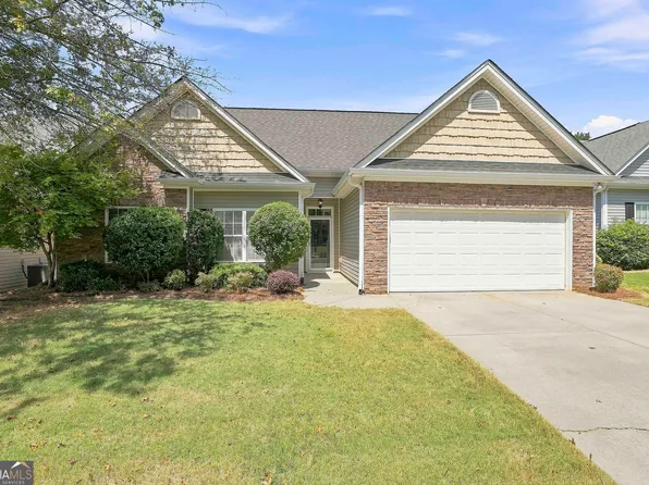 58 Village Park Dr, Newnan, GA 30265