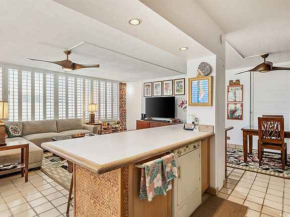 5th image of 2801 Coconut Ave APT 2D