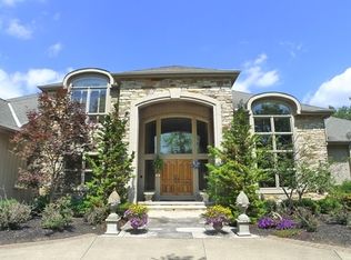 28219 Red Raven Rd, Pepper Pike, OH 44124