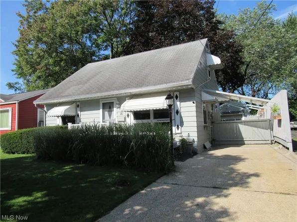 934 Nevin St, Akron, OH 44310