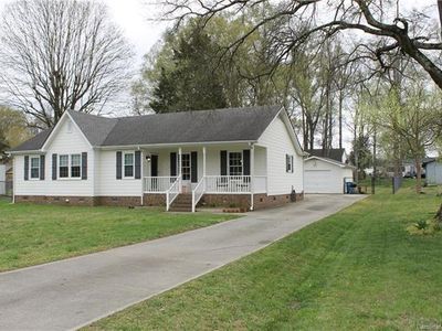 416 Woodside Dr, Harrisburg, NC, 28075