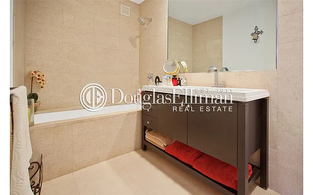 Sold by Douglas Elliman | media 15