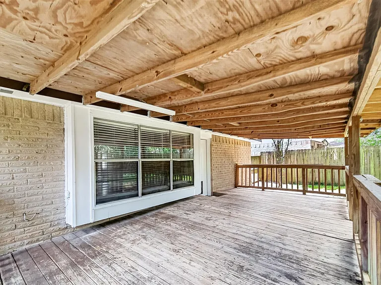 16614 Blackhawk Blvd — Photo 25