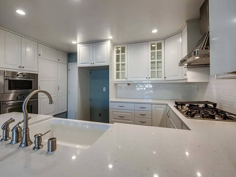 17030 Mount Lilita Ct — Photo 5