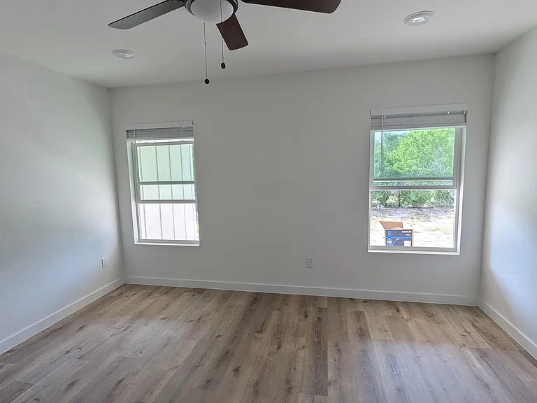 2105 Vista Rosa #B — Photo 15