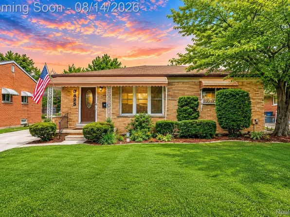 8435 Francine St, Warren, MI 48093