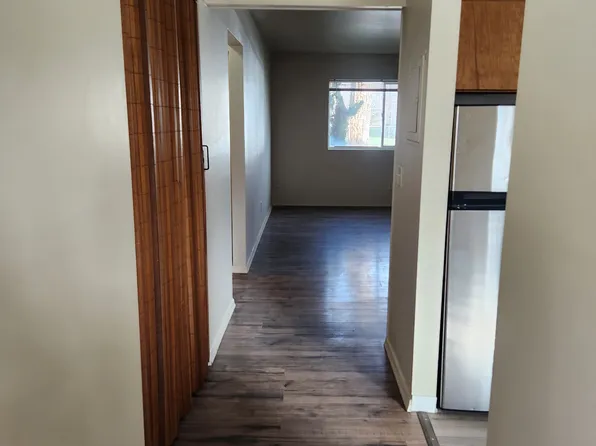 5222 N Regal St APT B, Spokane, WA 99217