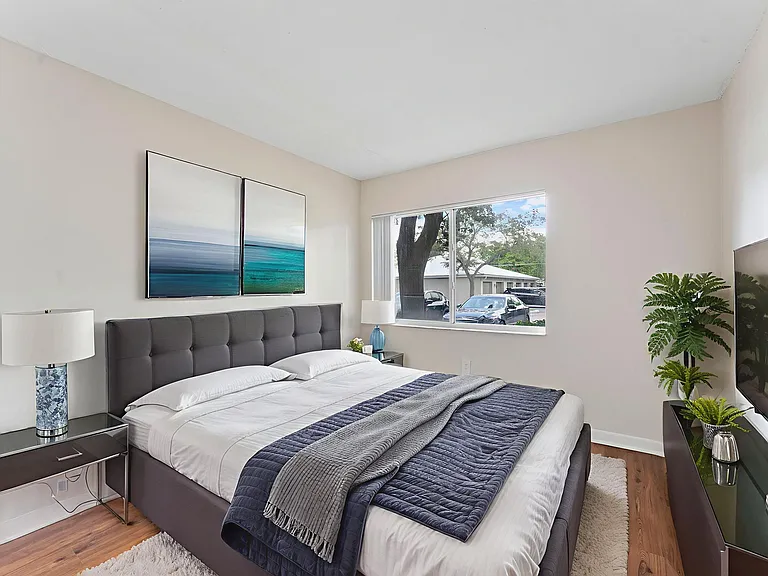 Coquina Cove Apartments — Photo 105
