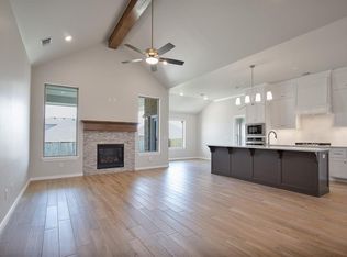 2808 Crossover Ct, Moore, OK 73160