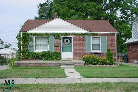 1st image of 27739 E Grant St
