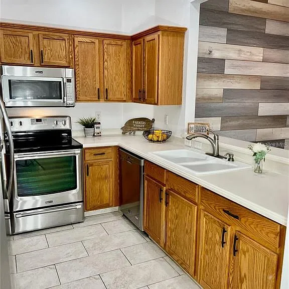 3762 Parkridge Cir #23106 — Photo 4
