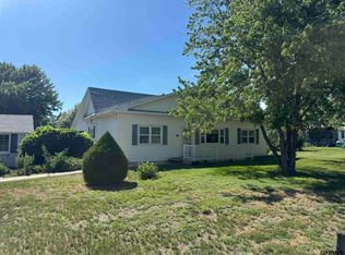 801 John St, Alma, NE 68920