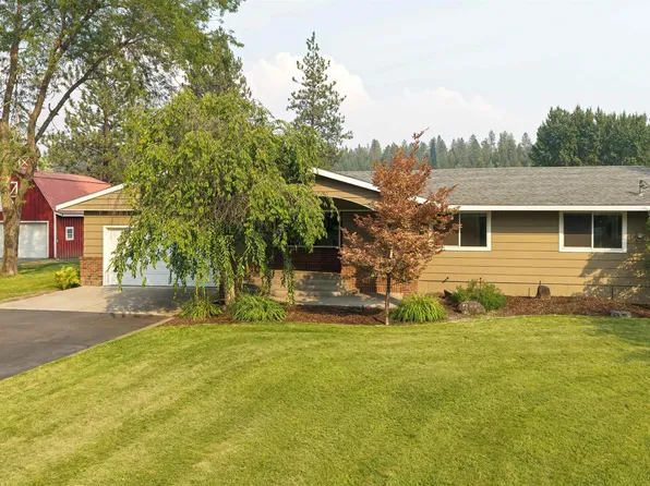 27722 N River Estates Dr, Chattaroy, WA 99003