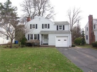 888 N Winton Rd, Rochester, NY 14609