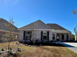 42 Flora Ln, Freeport, FL 32439