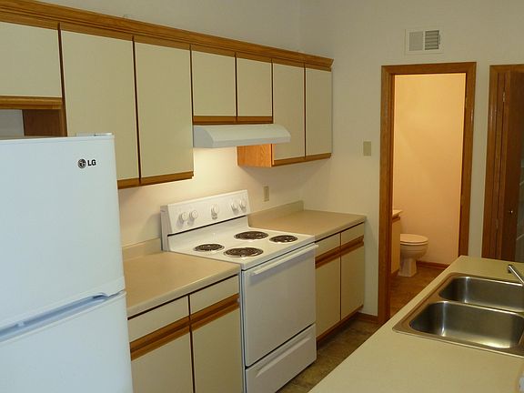 4th image of 2715 Mallard Dr