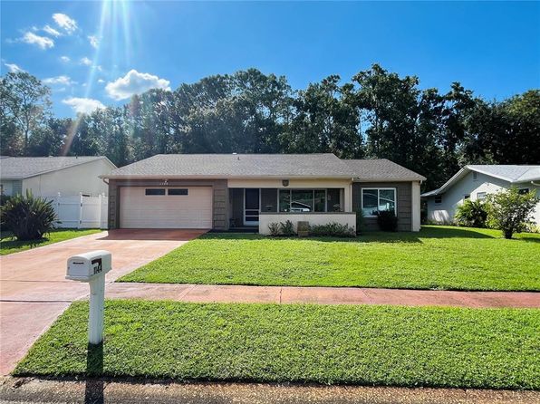 1144 Lanyard St