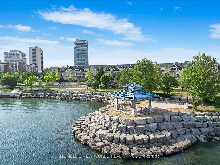 1 Hurontario St #505 — Photo 14