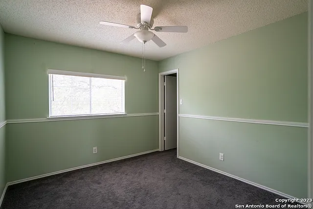 22047 Kenton Knl — Photo 19
