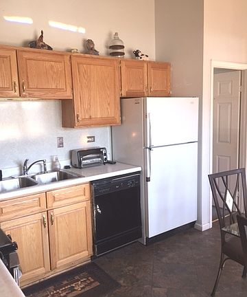 5th image of 2650 Forest Glen Pkwy