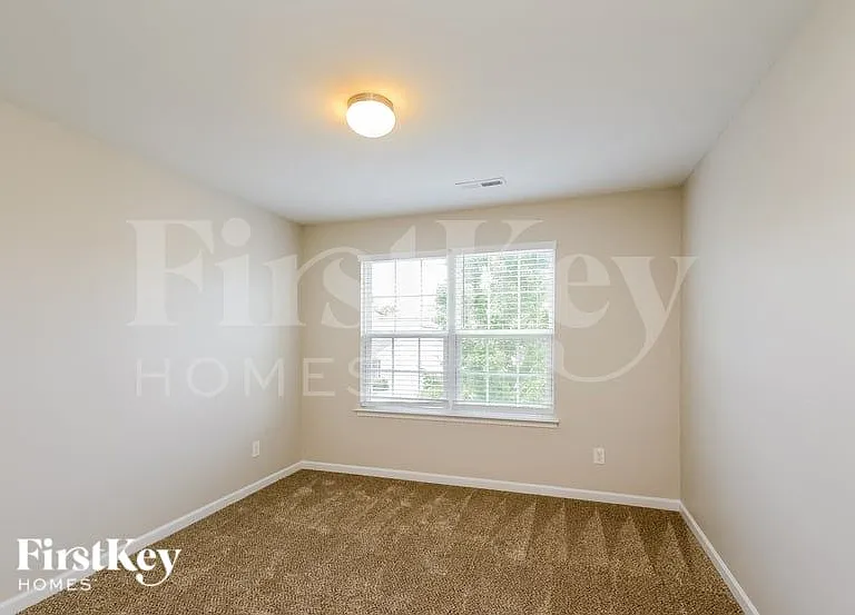 3936 Foliage Dr — Photo 11