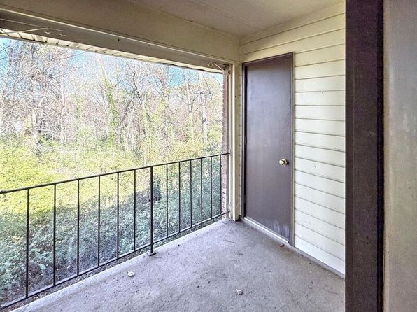 3025 Chase Ln, Birmingham, AL 35215