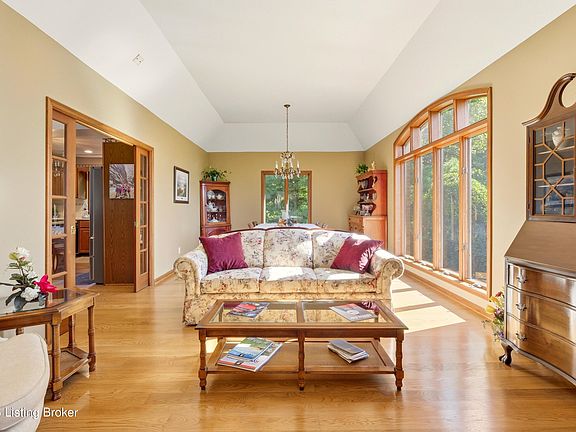 5th image of 3015 Windsor Lakes Pkwy