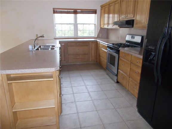 3rd image of 1406 N Park Ave