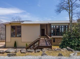 87 Tiger Paw Ln, Sapphire, NC 28774