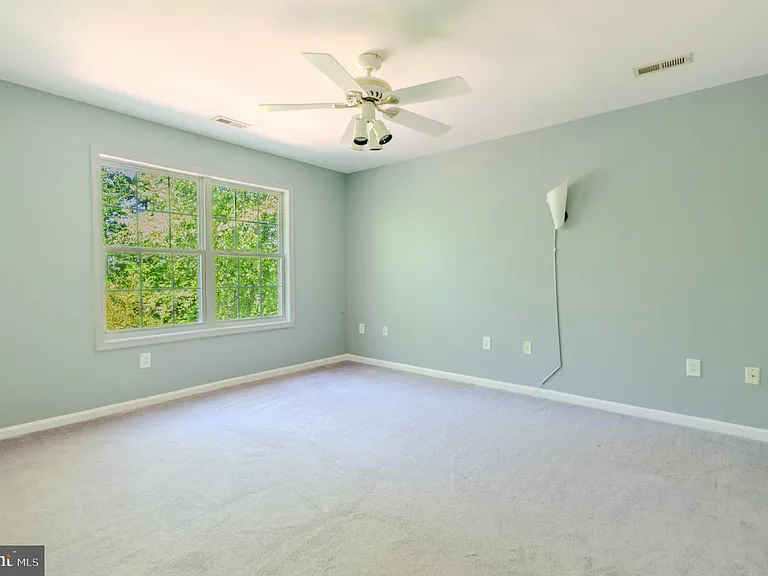 15 Varone Dr — Photo 12