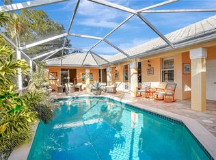 1371 Old Oak Ln, Naples, FL 34110