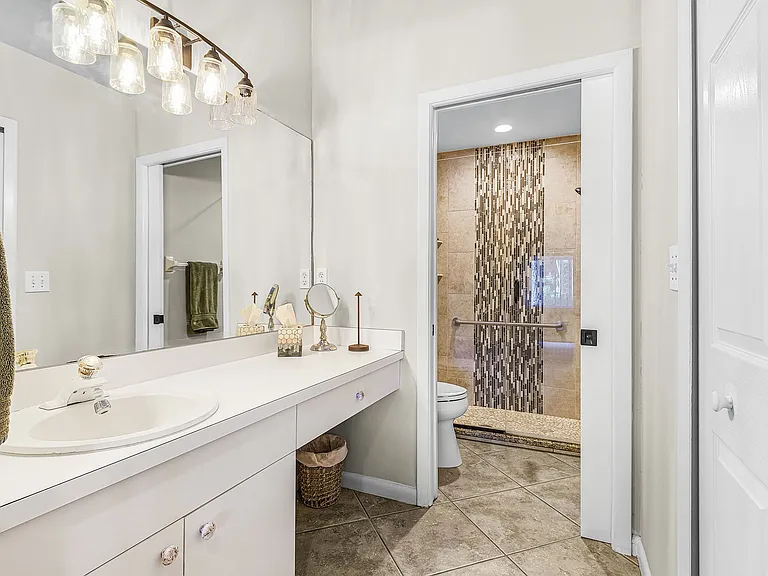3714 Stone Way — Photo 15