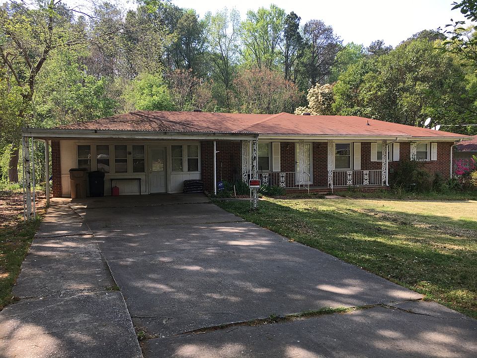 2nd image of 4558 Eugenia Pl