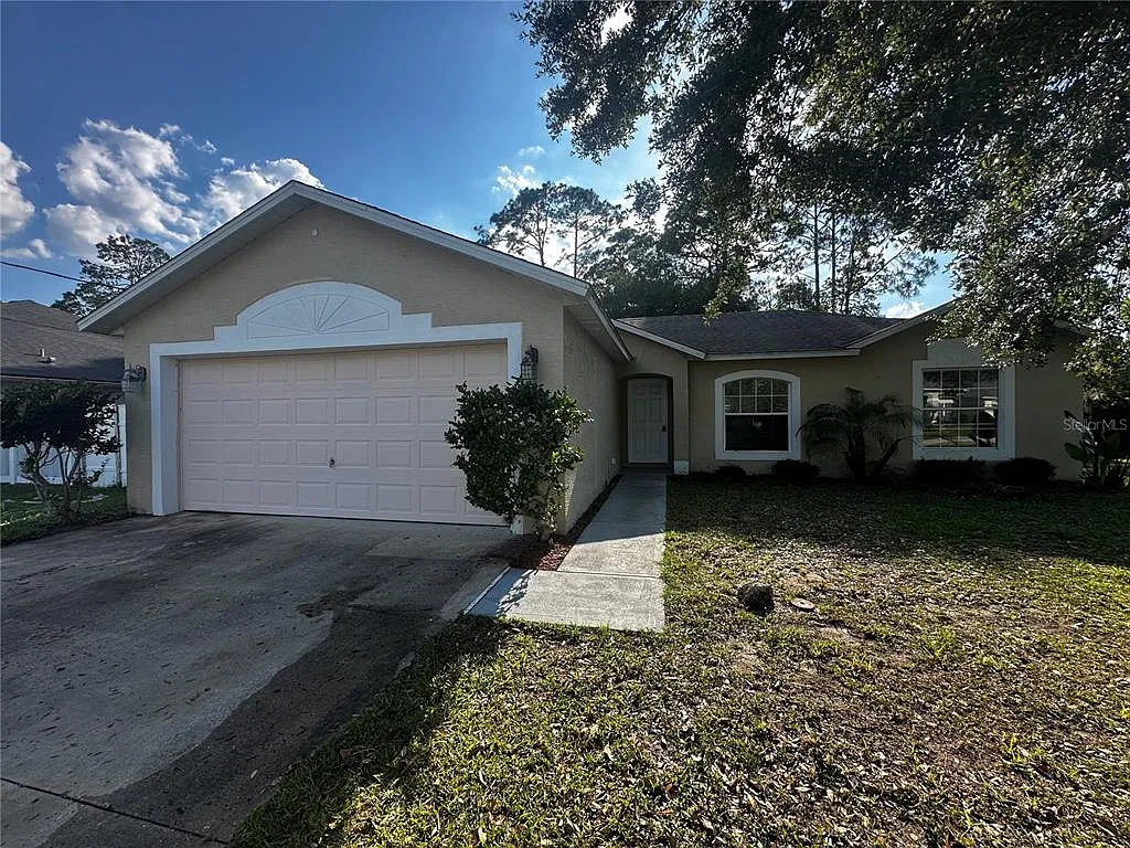 4 bed, 2.0 bath, 1660 sqft, $1,800 — Photo 1