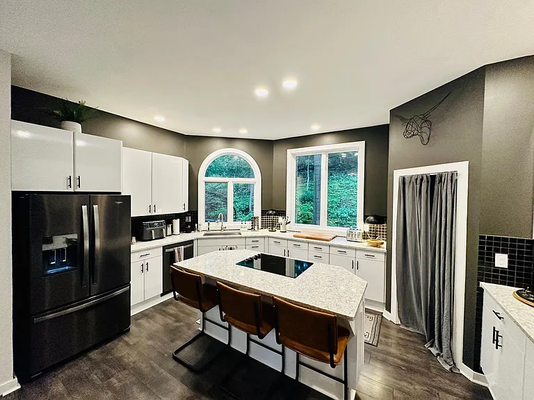 2607 Phoenix Hill Dr — Photo 7