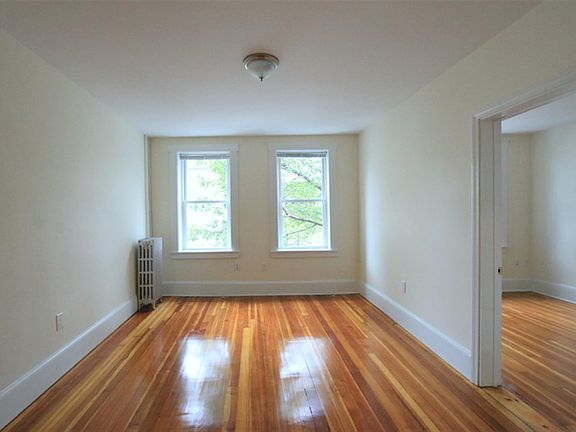 5th image of 3 Quincy St APT 2