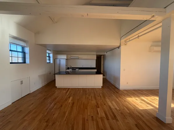 555 Roosevelt Ave #502, Central Falls, RI 02863