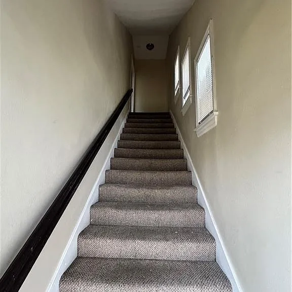 1046 S Citrus Ave — Photo 43