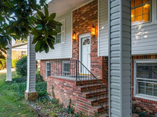 4149 Tawannah Cir W, Gadsden, AL 35903