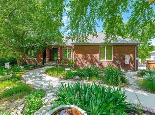 9129 N Seneca St, Valley Center, KS 67147