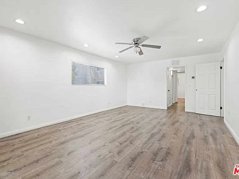 10757 Hortense St #303 — Photo 11