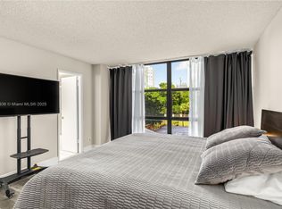 18181 NE 31st Ct APT 304, Aventura, FL 33160