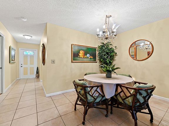 5th image of 5725 Fernley Drive E #8