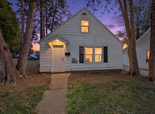 56 Lincoln Ave, Clintonville, WI 54929
