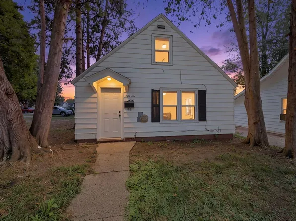 56 Lincoln Ave, Clintonville, WI 54929
